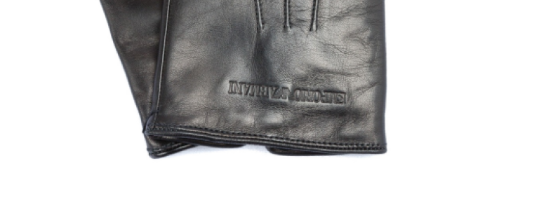 Leather gloves embossed logo